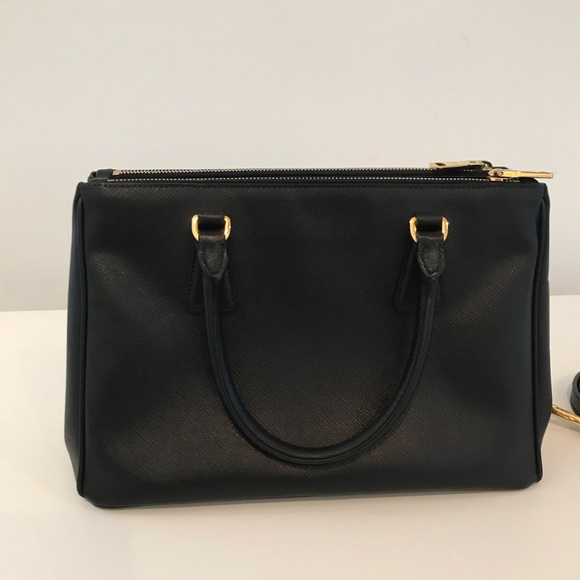 Prada bag 🌸perfect condition🌸 - Picture 2 of 10